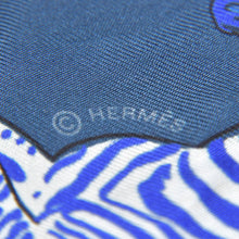 Load image into Gallery viewer, HERMES エルメス ツイリー レ ゼブル LES ZEBRES ゼブラ柄 リボン バンダナ フランス製 シルク パープル ブルー 美品 中古 4b010023