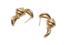 画像をギャラリービューアに読み込む, 極美品 BOTTEGAVENETA ボッテガヴェネタ ノット フープピアス 815945VAHU08120 重量約17.3g Ag925刻印 シルバ−925 GP 中古 4b001301