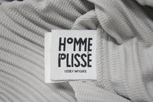 画像をギャラリービューアに読み込む, HOMME PLISSE ISSEY MIYAKE オムプリッセ イッセイミヤケ プリーツスキッパーシャツ HP55JM330 サイズ2 グレー 美品 中古 4b001612