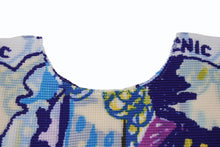 Load image into Gallery viewer, 極美品 me ISSEY MIYAKE ミー イッセイミヤケ 丸首半袖トップス MI31FK566 フリーサイズ プリーツ ブルー マルチカラー 中古 4b001618