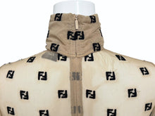 Load image into Gallery viewer, FENDI フェンディ シアー 長袖トップス FS7193 サイズ36 ハイネック ジップ FFロゴ 総柄 刺繍 ベージュ 美品 中古 4b002288