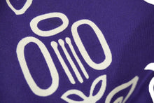 画像をギャラリービューアに読み込む, Givenchy ジバンシー フラワー 柄 スカーフ ネイビー ホワイト ロゴ 小物 大判 総柄 美品 中古 32432