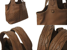 画像をギャラリービューアに読み込む, BOTTEGA VENETA ボッテガヴェネタ イントレチャート 花柄 ハンドバッグ イタリア製 レザー ブラウン 美品 中古 4c075707