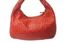 画像をギャラリービューアに読み込む, BOTTEGA VENETA ボッテガヴェネタ イントレチャート ホーボー ワンショルダーバッグ 115653 レザー レッド 美品 中古 4b000470