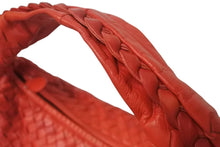 画像をギャラリービューアに読み込む, BOTTEGA VENETA ボッテガヴェネタ イントレチャート ホーボー ワンショルダーバッグ 115653 レザー レッド 美品 中古 4b000470
