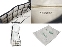 画像をギャラリービューアに読み込む, 極美品 BOTTEGA VENETA ボッテガヴェネタ パデッドカセット ナチュラル ショルダーバッグ アイボリー キャンバス レザー 中古 4b000492