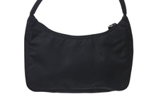 画像をギャラリービューアに読み込む, PRADA プラダ ホーボ ハンドバッグ ワンショルダーバッグ 三角ロゴプレート ブラック ナイロン 美品 中古 4b000773