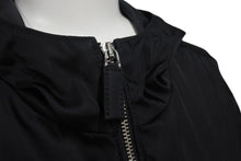 画像をギャラリービューアに読み込む, PRADA プラダ ナイロンジャケット トライアングルロゴ フード付き ナイロン ブラック シルバー金具 サイズ46 美品 中古 4b000937