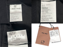 画像をギャラリービューアに読み込む, MIUMIU ミュウミュウ クロップド トップス タンクトップ ノースリーブ MJT638 サイズXS ボーダー ロゴ ブラック 美品 中古 4b000941