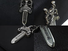 Load image into Gallery viewer, 極美品 CHROME HEARTS クロムハーツ エクストララージダガー装飾 クラッチバッグ ダガージップ レザー シルバー925 シルバー金具 中古 4b010003