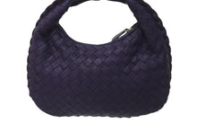 画像をギャラリービューアに読み込む, 極美品 BOTTEGAVENETA ボッテガヴェネタ イントレチャート ホーボー ミニ ハンドバッグ 189227 レザー パープル ゴールド金具 中古 4b001027