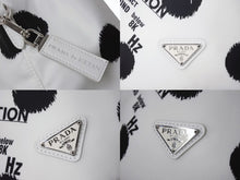画像をギャラリービューアに読み込む, 極美品 PRADA プラダ ハンドバッグ ポーチ リナイロン ラフシモンズ 1NA369 ナイロン ドット柄 ホワイト ブラック 中古 4b001222