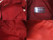 画像をギャラリービューアに読み込む, PRADA プラダ アクセサリーポーチ トライアングルロゴ 三角ロゴプレート ナイロン レッド シルバー金具 美品 中古 4b001233