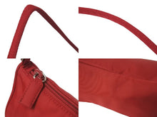 画像をギャラリービューアに読み込む, PRADA プラダ アクセサリーポーチ トライアングルロゴ 三角ロゴプレート ナイロン レッド シルバー金具 美品 中古 4b001233