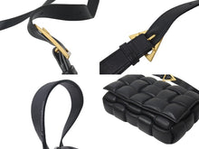 画像をギャラリービューアに読み込む, BOTTEGAVENETA ボッテガヴェネタ パデッドカセット ショルダーバッグ 591970VCQR18425 ブラック ラムスキン 美品 中古 4b001239