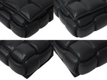 画像をギャラリービューアに読み込む, BOTTEGAVENETA ボッテガヴェネタ パデッドカセット ショルダーバッグ 591970VCQR18425 ブラック ラムスキン 美品 中古 4b001239