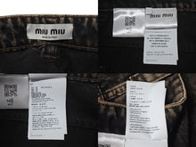 画像をギャラリービューアに読み込む, 極美品 MIU MIU ミュウミュウ ロゴ デニム パンツ 2022 ダメージ加工 ブラック サイズ42 中古 4b001492