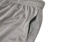 画像をギャラリービューアに読み込む, SUPREME シュプリーム ハーフ パンツ スモール ボックスロゴ メッシュ シルバー レッド ホワイト size L 美品 中古 4b001632