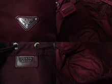 画像をギャラリービューアに読み込む, 極美品 PRADA プラダ 巾着ポーチ トライアングルロゴ バッグ 小物入れ ナイロン ワインレッド シルバー金具 中古 4b001749