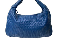 画像をギャラリービューアに読み込む, BOTTEGA VENETA ボッテガヴェネタ イントレチャート ホーボー ハンドバッグ レザー ブルー ワンショルダー 美品 中古 4b001752