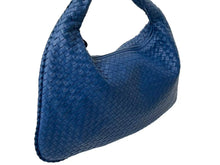 画像をギャラリービューアに読み込む, BOTTEGA VENETA ボッテガヴェネタ イントレチャート ホーボー ハンドバッグ レザー ブルー ワンショルダー 美品 中古 4b001752