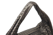 画像をギャラリービューアに読み込む, BOTTEGA VENETA ボッテガヴェネタ イントレチャート ホーボー ハンドバッグ レザー ゴールド ワンショルダー 美品 中古 4b001753