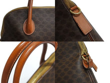 Load image into Gallery viewer, CELINE セリーヌ マカダム柄 ハンドバッグ ロゴ ゴールド金具 PVC レザー ブラウン 茶色 手持ち 鞄 美品 中古 4b002261