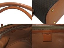 Load image into Gallery viewer, CELINE セリーヌ マカダム柄 ハンドバッグ ロゴ ゴールド金具 PVC レザー ブラウン 茶色 手持ち 鞄 美品 中古 4b002261