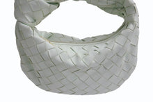 画像をギャラリービューアに読み込む, BOTTEGA VENETA ボッテガヴェネタ ミニ ジョディ ハンドバッグ A00137108K イントレチャート パステルグリーン 美品 中古 4b002340