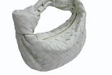 画像をギャラリービューアに読み込む, BOTTEGA VENETA ボッテガヴェネタ ミニ ジョディ ハンドバッグ A00137108K イントレチャート パステルグリーン 美品 中古 4b002340