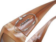 画像をギャラリービューアに読み込む, PRADA プラダ サングラス アイウェア ブランドロゴ SPR01 プラスチック メタル ブラウン サイズ 59◻︎15 135 美品 中古 4b002391