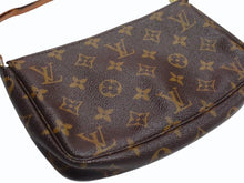 画像をギャラリービューアに読み込む, [USED/中古]LOUIS VUITTON ルイ・ヴィトン アクセサリーポーチ M51980 ポシェット アクセソワール ブラウン PVC レザー ゴールド金具 Cランク 中古 4b002394