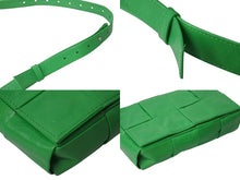 画像をギャラリービューアに読み込む, 極美品 BOTTEGAVENETA ボッテガヴェネタ イントレチャート カセット ボディバッグ 651053 グリーン カーフスキン シルバー金具 中古 4b002657