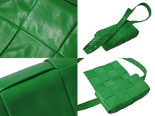 画像をギャラリービューアに読み込む, 極美品 BOTTEGAVENETA ボッテガヴェネタ イントレチャート カセット ボディバッグ 651053 グリーン カーフスキン シルバー金具 中古 4b002657