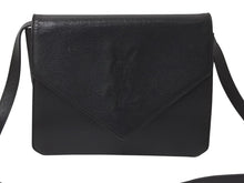 画像をギャラリービューアに読み込む, YVES SAINT LAURENT イヴサンローラン ショルダーバッグ YSL カサンドラロゴ レザー ブラック ゴールド金具 美品 中古 4b002852