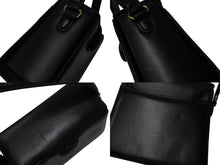 画像をギャラリービューアに読み込む, Givenchy ジバンシー ミニハンドバッグ フォーマルバッグ 4Gロゴ 付け替えロゴ付き カーフ レザー ブラック ゴールド金具 美品 中古 4b002869