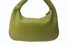 画像をギャラリービューアに読み込む, BOTTEGA VENETA ボッテガヴェネタ イントレチャート ホーボー ワンショルダーバッグ 115653 レザー グリーン 美品 中古 4b003245
