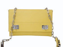 画像をギャラリービューアに読み込む, PRADA プラダ チェーンショルダーバッグ サフィアーノレザー ターンロック イエロー ロゴ金具 シルバー金具 美品 中古 4b003420