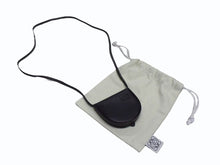 画像をギャラリービューアに読み込む, 極美品 LOEWE ロエベ ヒールポーチ ミニ ショルダーストラップ付きコインケース 小物 スペイン製 レザー ブラック 中古 4b003421