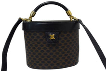 Load image into Gallery viewer, CELINE セリーヌ ハンドバッグ ミニバッグ ショルダーバッグ バニティ マカダム柄 レザー ブラック ブラウン 美品 中古 4b003432