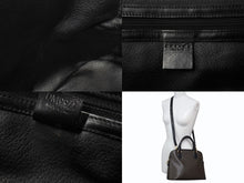 Load image into Gallery viewer, 極美品 CELINE セリーヌ ハンドバッグ ショルダーバッグ 2way マカダム柄 フィービー期 DM99/1 PVC レザーブラック ブラウン ゴールド金具 中古 4b003434