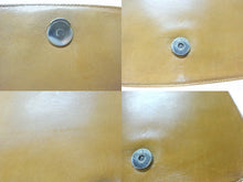 Load image into Gallery viewer, PRADA プラダ プラスチックチェーン ショルダーバッグ ワンショルダーバッグ イタリア製 レザー ブラウン シルバー金具 美品 中古 4b003549