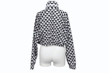 Load image into Gallery viewer, PRADA プラダ.トライアングルロゴ ナイロンパーカー ノーカラー ジャケット 29R115 ブラック ホワイト サイズ36 美品 中古 4b003877