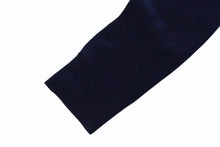 Load image into Gallery viewer, 極美品 CELINE セリーヌ フィービー期 バック リボン 変形 ニット ネイビー ウール 2 3BL0 トップス 紺色 サイズXS 中古 4b003881