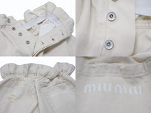 画像をギャラリービューアに読み込む, MIUMIU ミュウミュウ デニムショートパンツ デニムショーツ GWP300 サイズ27 ロゴプリント アイボリー 美品 中古 4b003887