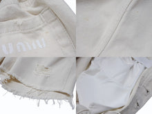 画像をギャラリービューアに読み込む, MIUMIU ミュウミュウ デニムショートパンツ デニムショーツ GWP300 サイズ27 ロゴプリント アイボリー 美品 中古 4b003887