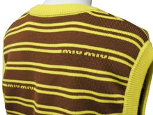 画像をギャラリービューアに読み込む, 極美品 MIUMIU ミュウミュウ ニット ベスト ロゴ ボーダー ウール イエロー ブラウン マルチカラー 中古 4b004108