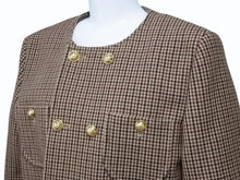 Load image into Gallery viewer, 極美品 CELINE セリーヌ チェルシージャケット 2V77R064V.28BZ コットン ナイロン ウール ブラウン ブラック ボルドー 中古 4b004110