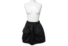 画像をギャラリービューアに読み込む, 極美品 PRADA プラダ ナイロン ミニスカート 21H853 サイズ38 フレア ブラック イタリア製 中古 4b004126