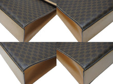 Load image into Gallery viewer, CELINE セリーヌ ハンドバッグ セリーヌ マカダム 2WAY バッグ ブラウン レザー ゴールド金具 美品 中古 4b004320